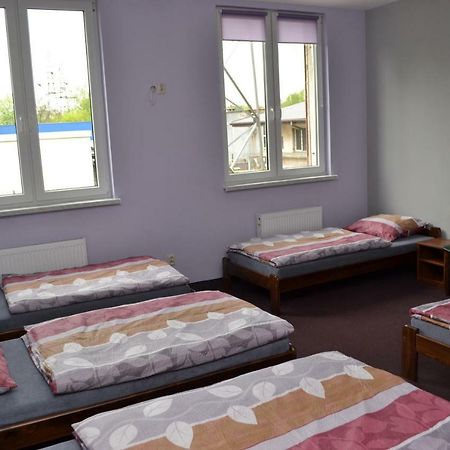 Hostel Mikolajczyka59 Sosnowiec Esterno foto