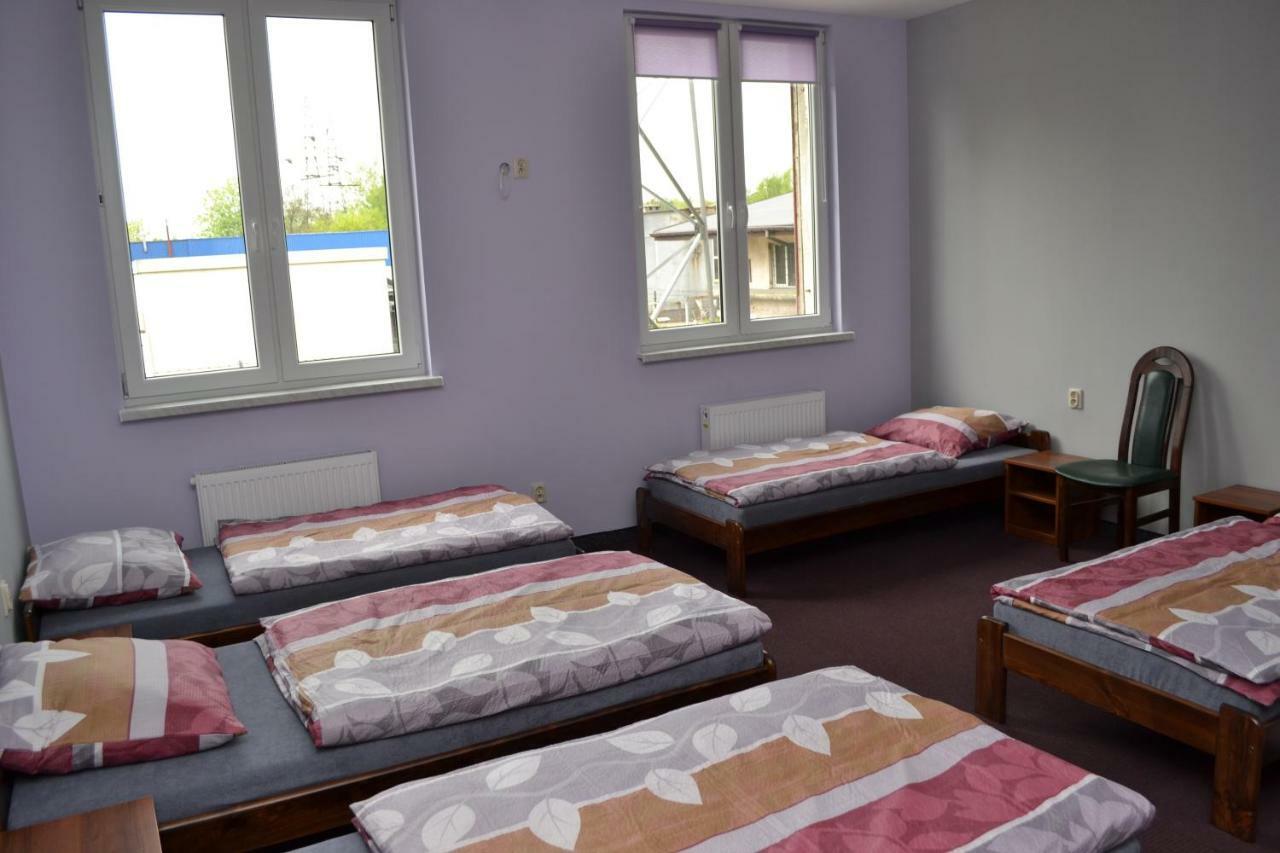 Hostel Mikolajczyka59 Sosnowiec Esterno foto