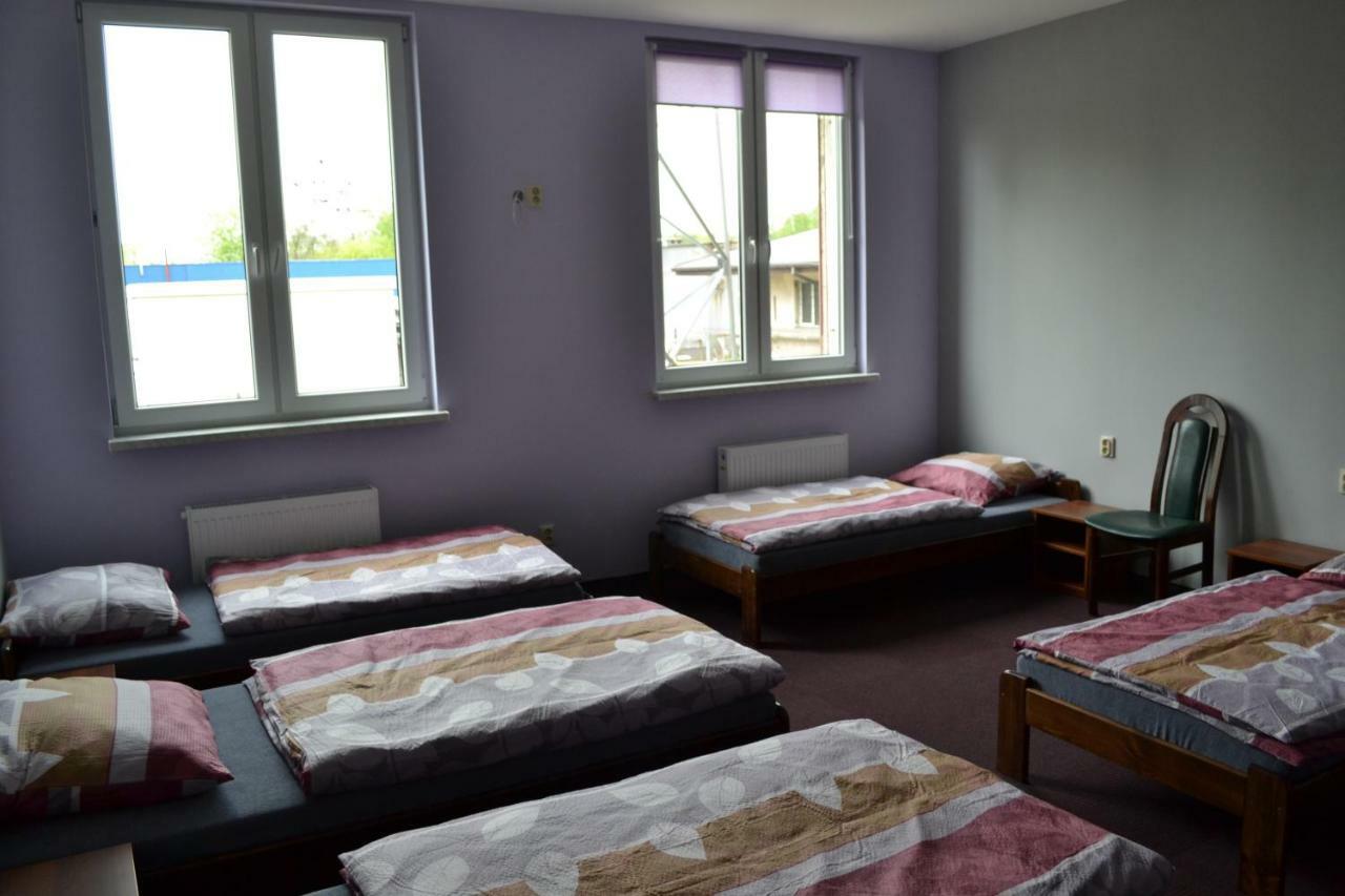 Hostel Mikolajczyka59 Sosnowiec Esterno foto