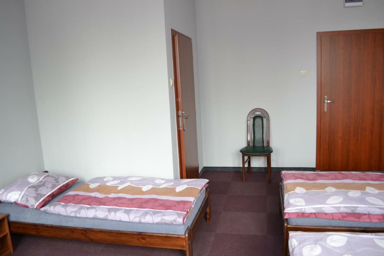 Hostel Mikolajczyka59 Sosnowiec Esterno foto